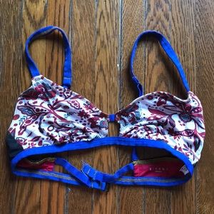 Xirena cut-out Paisley triangle bra
